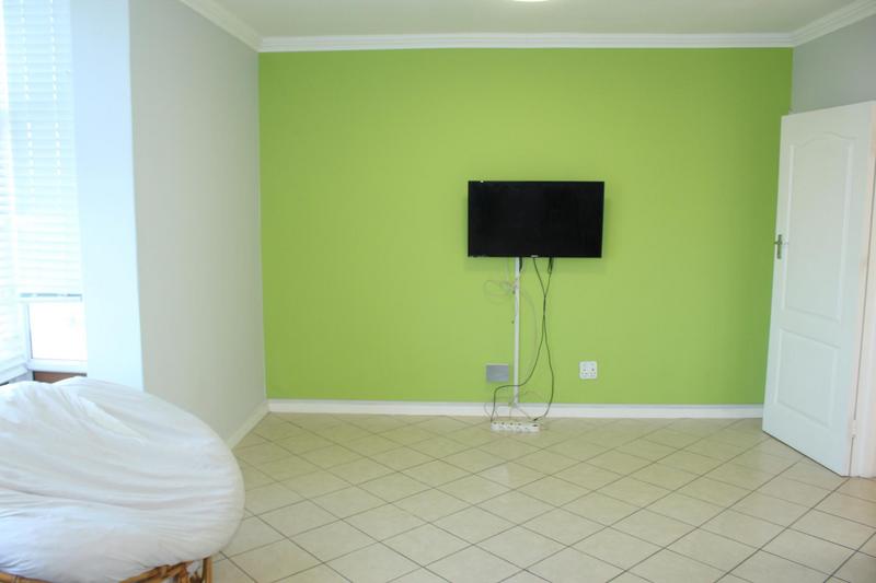 2 Bedroom Property for Sale in Oostersee Western Cape